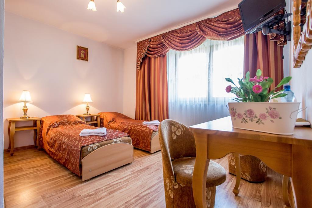 Pod Modrzewiami Otel Zakopane Oda fotoğraf